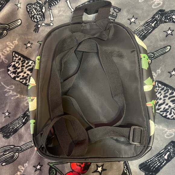 SOLD Star Wars Backpack - Picture 2 of 3